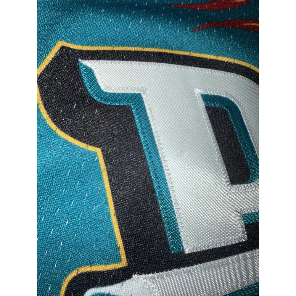 mitchell and ness nba jersey Detroit Pistons Grant Hill Throwback Small Stitched